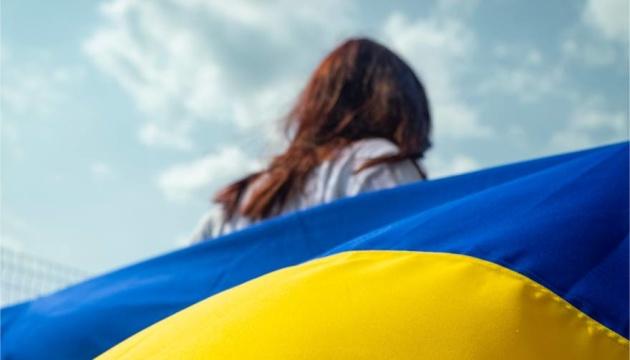 У Львові діти, чиї батьки стали жертвами російських атак, отримують фінансову підтримку в розмірі 30 тисяч гривень.
