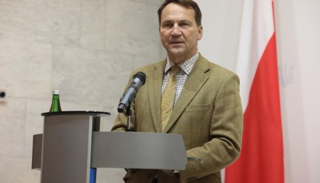 Сікорський висловився щодо арешту Галущенка: Це свідчить про те, що в Україні ведеться боротьба з корупційними проявами.