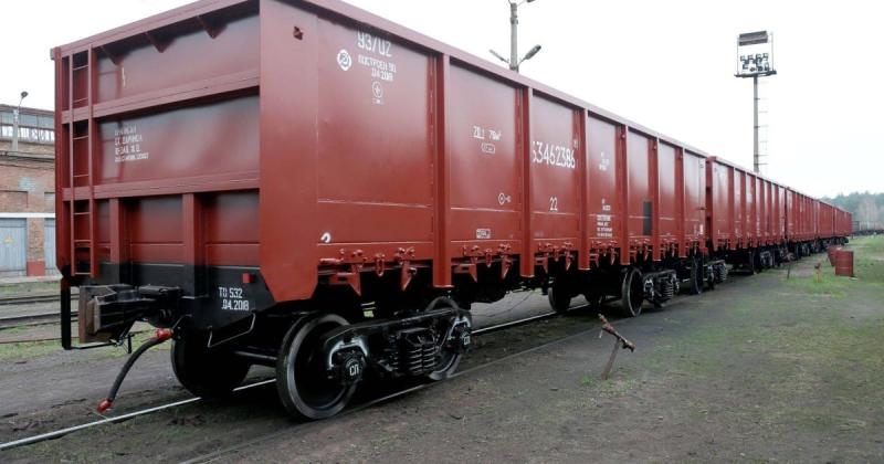 Погодні умови стали на заваді розвантаженню в портах Одеси: більше 11 тисяч вагонів з зерном чекають у черзі, повідомляє Delo.ua.
