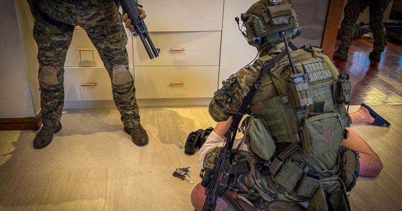 Громадянин України та його польський колега стали лідерами міжнародної мережі, що займалася торгівлею людьми в Польщі - правопорушників затримано. - Новини bigmir)net