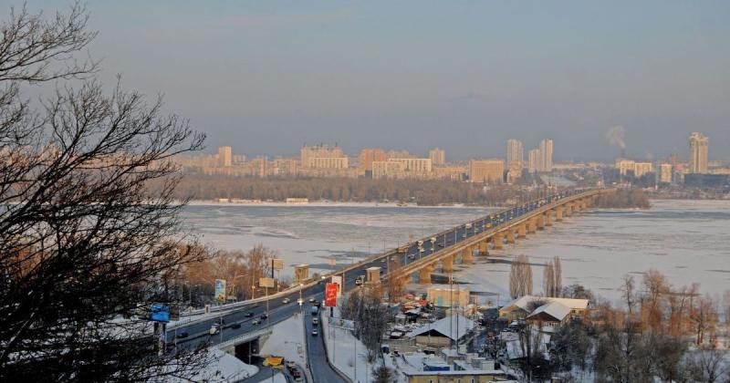 Нові вимоги щодо використання мосту Патона в Києві: які застереження отримали мешканці міста.