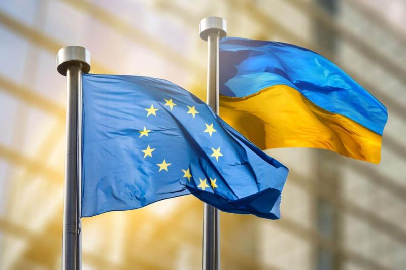 Прем'єр-міністр Нідерландів висловив думку, чому Україні необхідно надати ясні перспективи для отримання членства.