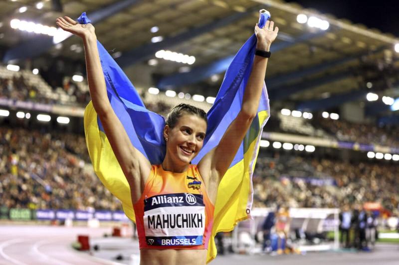 Незважаючи на тріумф на світовій першості, НОК не відзначив Магучіх.