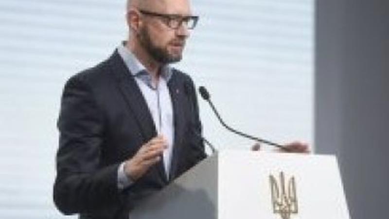 Я категорично проти концепції формування нового виду НАТО, - зазначив Яценюк.