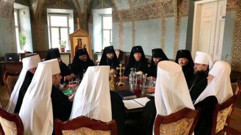 Синод Православної Церкви України проводить церковний суд над самопроголошеними 