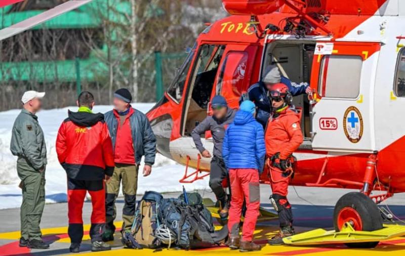 У польських Татрах рятувальні служби провели евакуацію туристів, які опинилися в пастці через снігові умови.