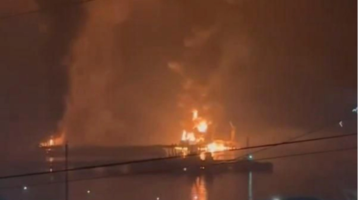 Українські безпілотники атакували нафтовий термінал у порту 