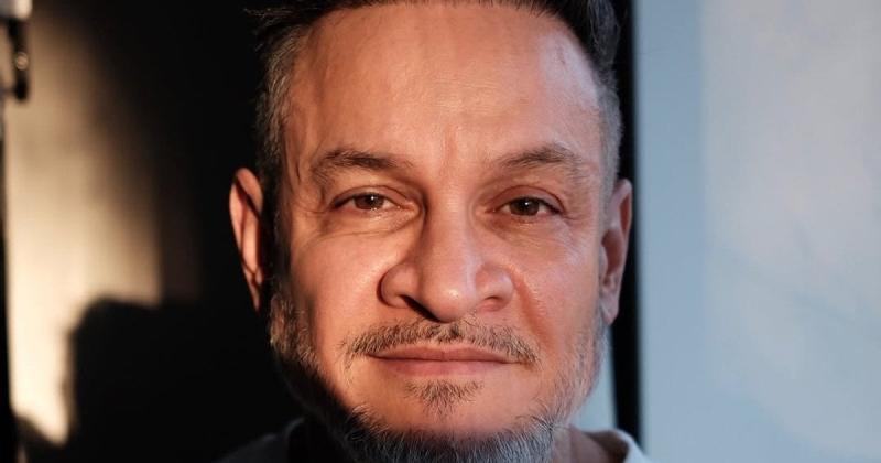 54-річний Ектор Хіменес-Браво опинився на операційному столі та розповів причини, які спонукали його до хірургічного втручання.