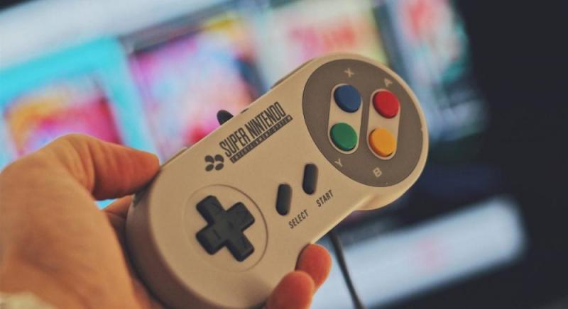 91-річна жінка в США стала справжньою фанаткою відеоігор, через що перестала відповідати на дзвінки, що призвело до занепокоєння її родичів.