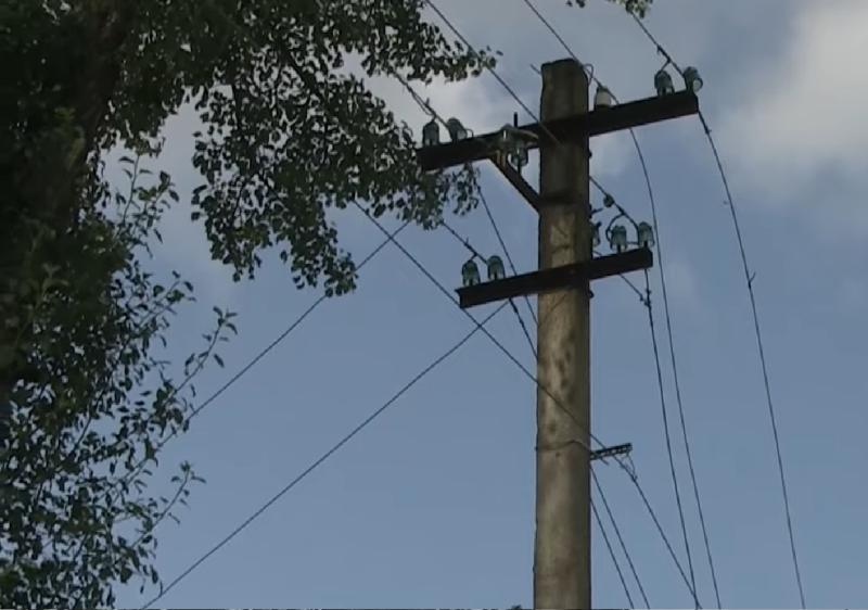 Світло буде відсутнє протягом кількох годин: де можна знайти нові графіки відключень у Одеській області на 24 квітня.