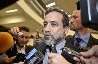 Міністр закордонних справ Ірану проводить переговори з посередниками в Пакистані перед приїздом американських представників.